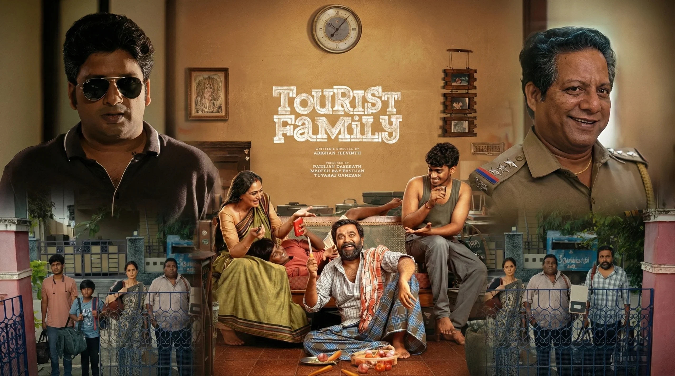 Tourist-Family-Poster