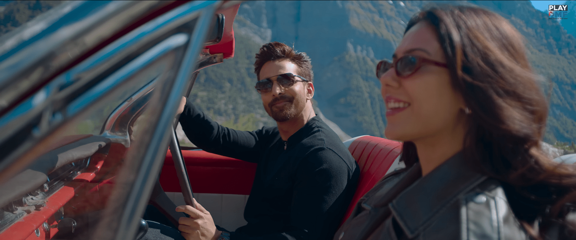 Hero and Heroine went to Mountains